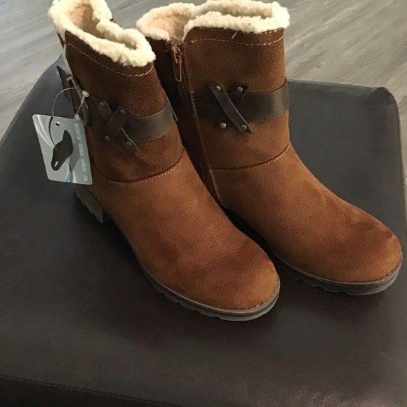 Ankle Boots 6M, Chestnut Brown. NWB $70 - Picture 2 of 7